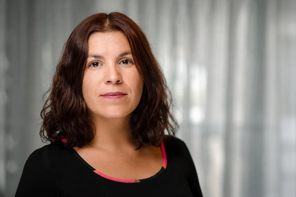 Abogada Karina Riquelme - El Porteno